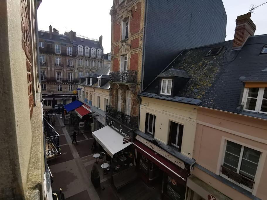 2 Pieces Au Coeur De Trouville / Rue Des Bains エクステリア 写真